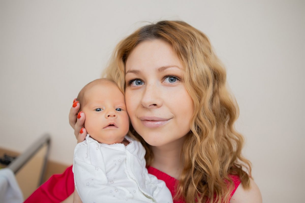 Mom Newborn Baby Kid Family Son  - Annet121212 / Pixabay